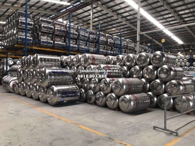 Cửa hàng bán bồn inox Tân Á Đại Thành tại Thường Tín