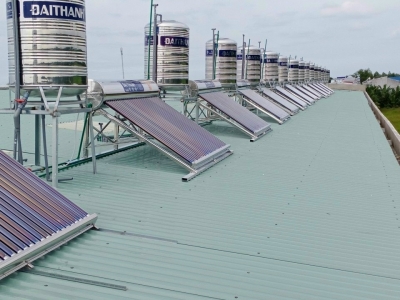 Máy nước nóng Năng lượng Mặt trời Tân Á Đại Thành tại Hải Dương