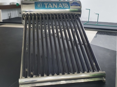 Máy Nước nóng Năng lượng Mặt trời Tân Á Đại Thành tại Đông Anh